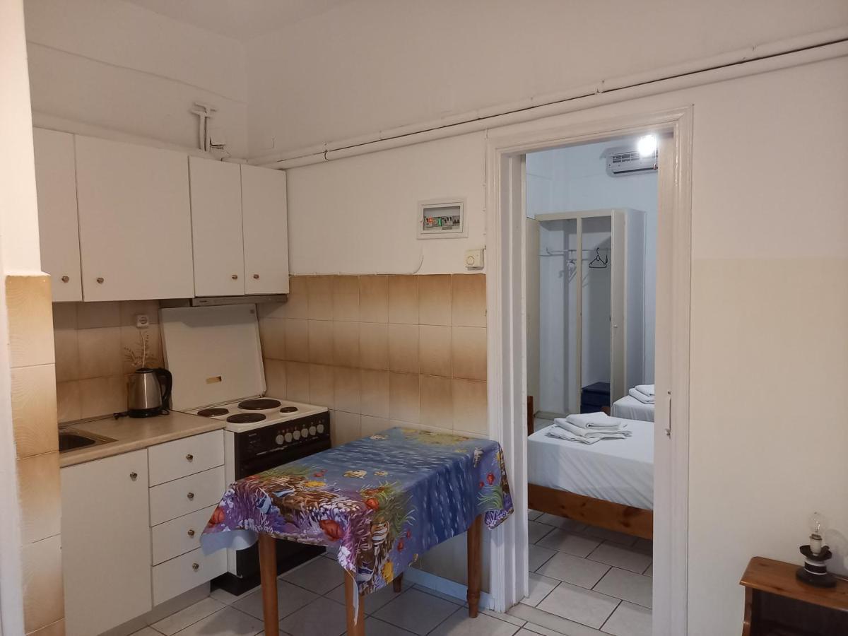 Dionisis Apartments Agia Efimia Luaran gambar
