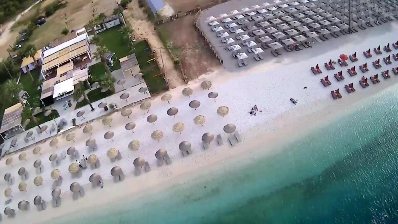 Dionisis Apartments Agia Efimia Luaran gambar