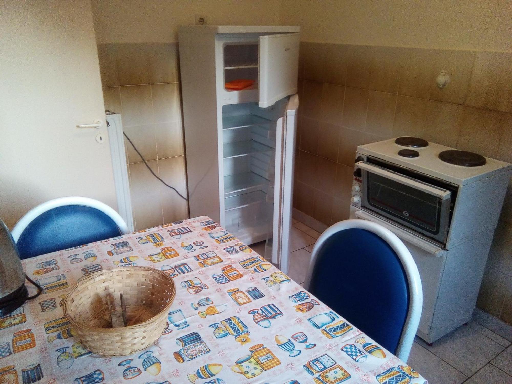 Dionisis Apartments Agia Efimia Luaran gambar